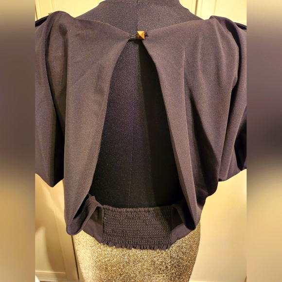 Vintage Blouse with Open Back - Picture 4 of 5